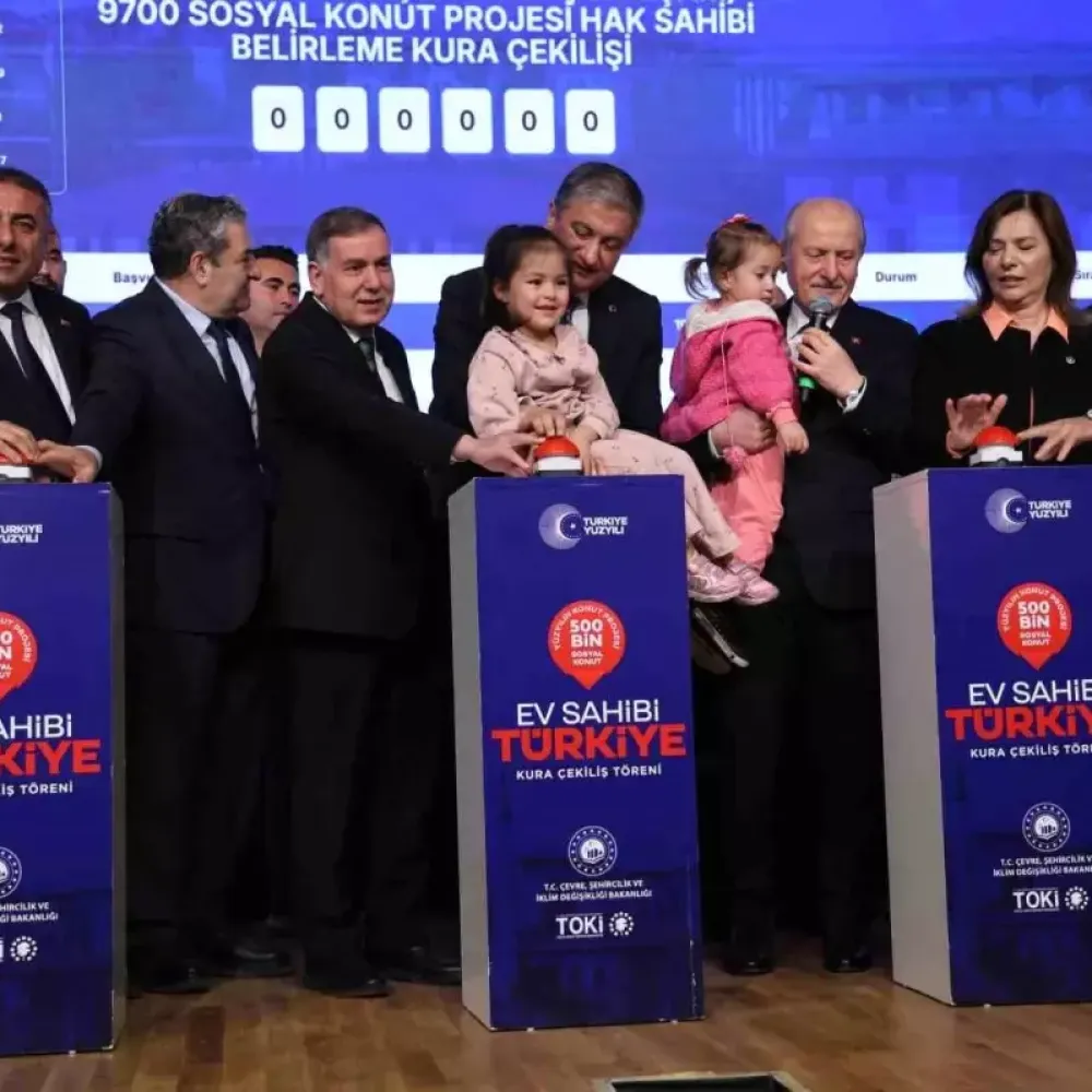 Adana'da 'Yüzyılın Konut Projesi'nin kuraları çekildi