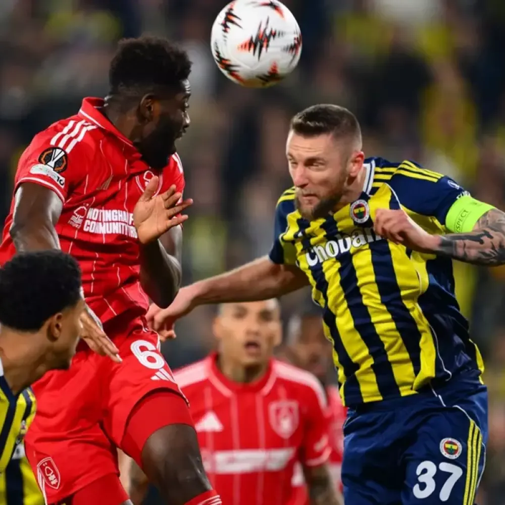 Atılan manşetleri görmeniz lazım! Ada basınından Fenerbahçe