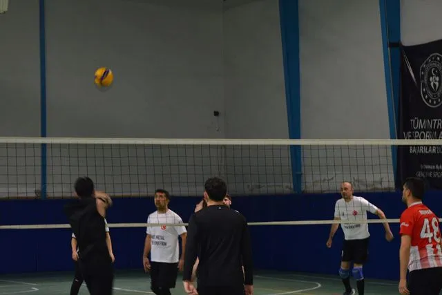 Havza'da voleybol halk turnuvası başladı
