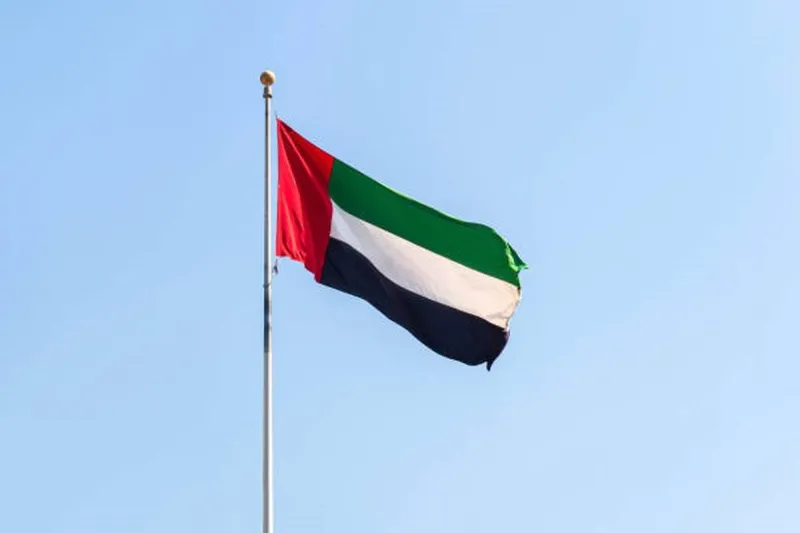 BAE: İran'ın bugün fırlattığı 19 balistik füze ve 26 İHA engellendi