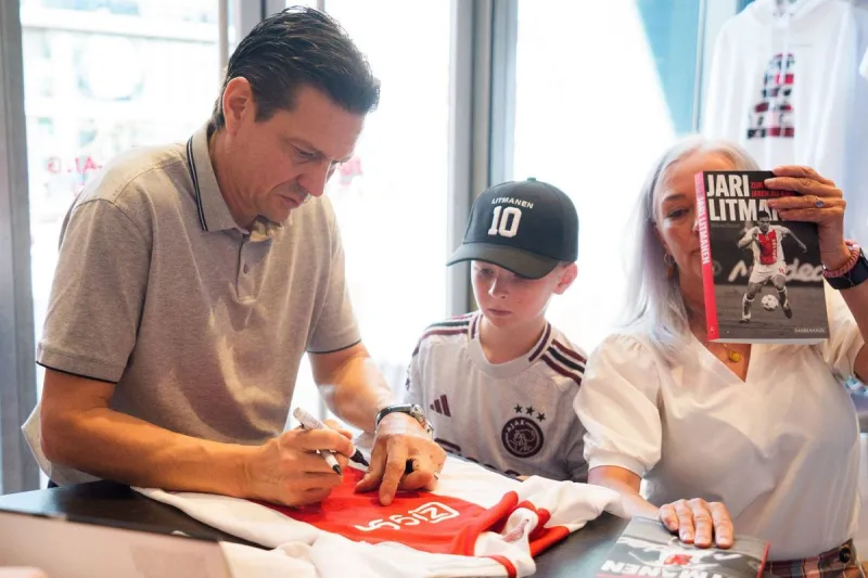 Jari Litmanen 55 yaşında futbola geri döndü