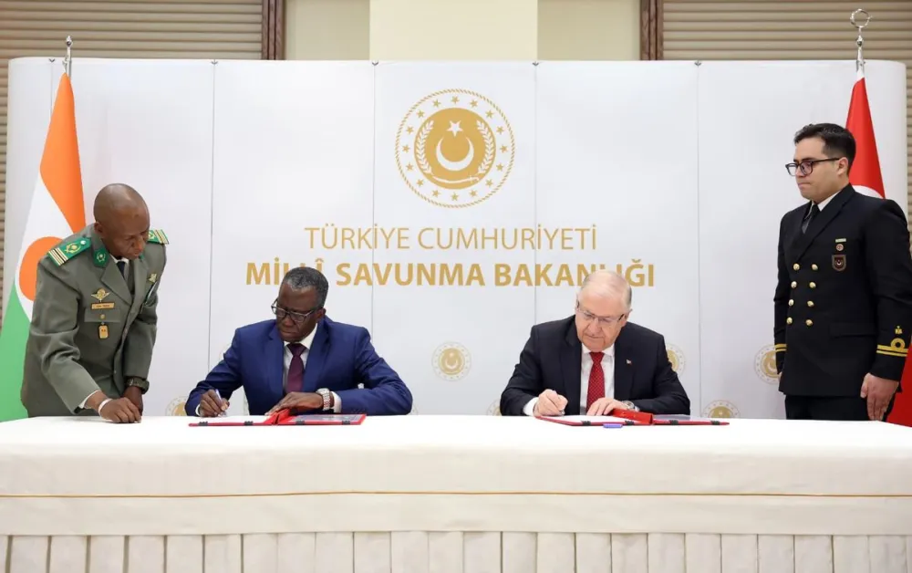 Nijer Savunma Bakanı Ankara