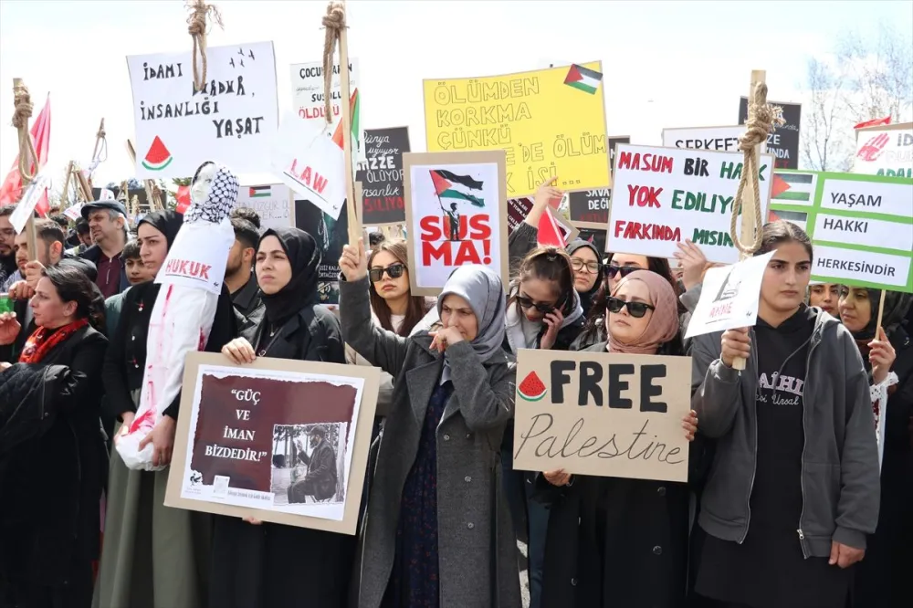 AİÇÜ'den Filistin'e Destek Yürüyüşü - Son Dakika