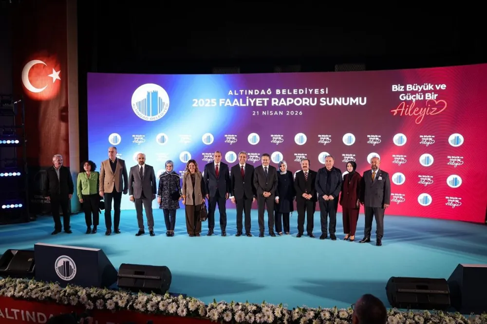 AK Parti Genel Başkan Yardımcısı Demir, Altındağ Belediyesinin faaliyet raporu programına katıldı