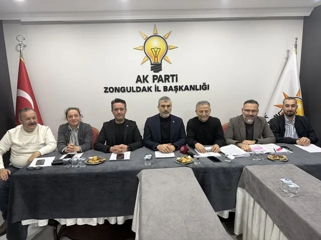 AK Parti Zonguldak Belediye Meclis Grubu, belediyenin 2025 faaliyet raporunu değerlendirdi