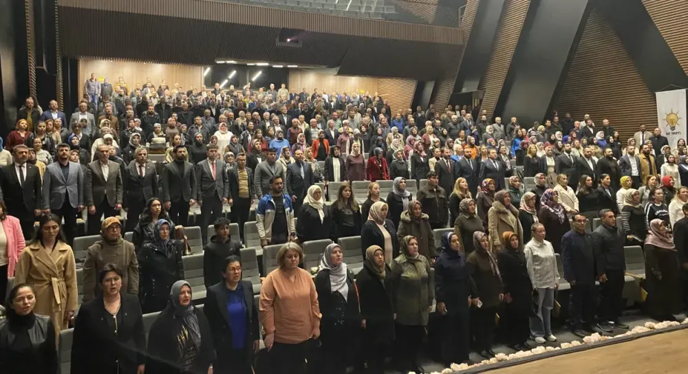 AK Parti'li Kaya'dan CHP'ye Sert Tepki: 'Darbeci Zihniyet ile Kol Kola Girmiştir' - Son Dakika