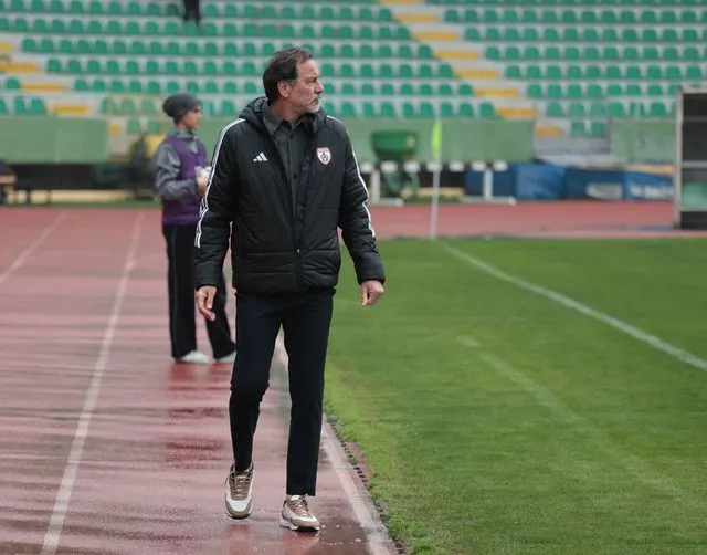 Altınordu'da Yusuf Şimşek kulübeye dönüyor