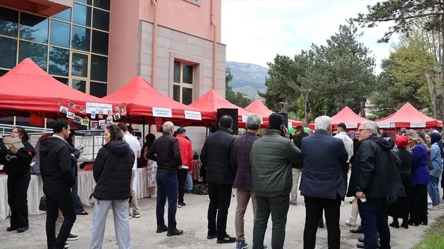 Amasya Üniversitesinde bahar şenliği başladı