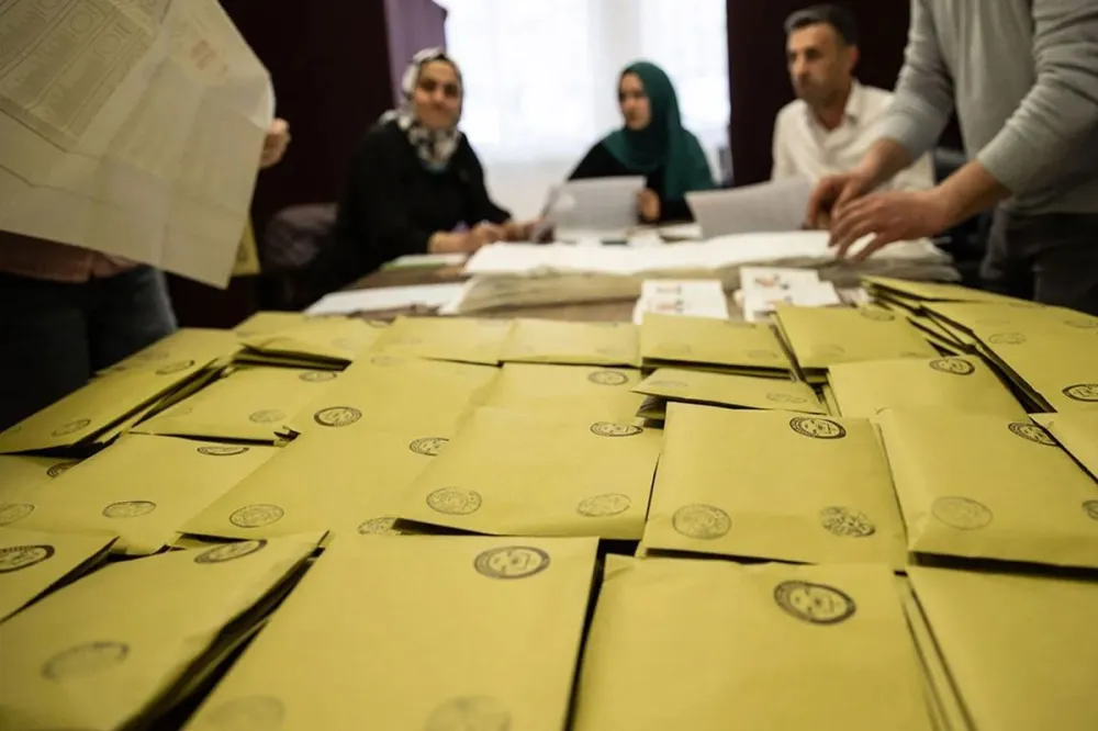 Anayasa Mahkemesi'nden Emsal Karar: Adalet ve Demokrasi Partisi'nin Hukuki Varlığı Resmen Sona Erdirildi