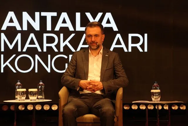 "Antalya İş Dünyasının Hacmi ve Büyüme Potansiyeli" panelinde turizm sektöründeki gelişmeler konuşuldu