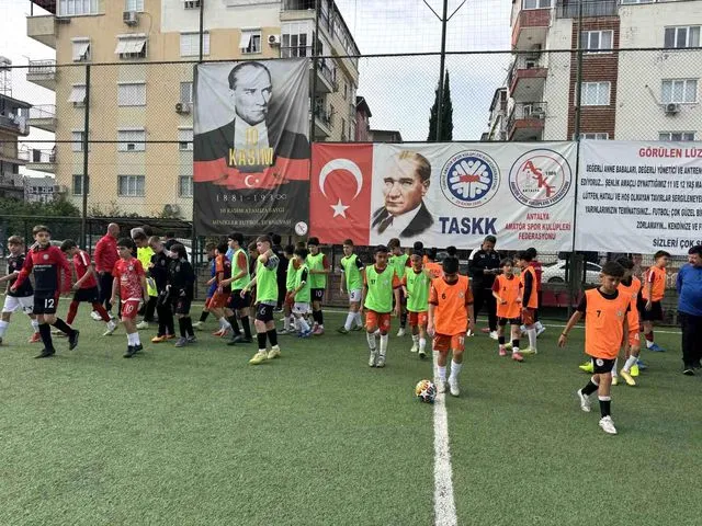 Antalya'da U12 futbol seçmeleri tamamlandı: 95 genç yetenek belirlendi