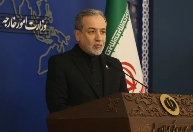 Arakçi: Müzakerelerde ülkenin çıkarlarını güvence altına almalıyız