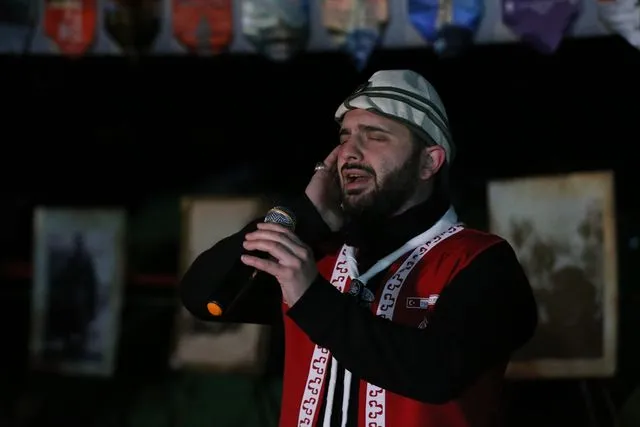 Atalarinin Yolunda Izciler