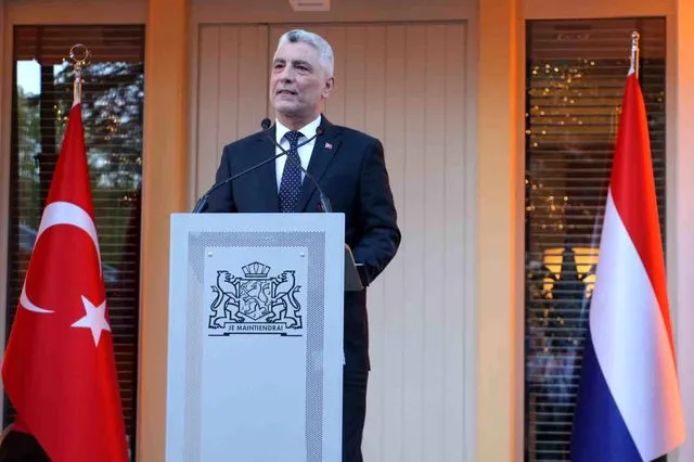Bakan Bolat: "Hollanda, Türkiye
