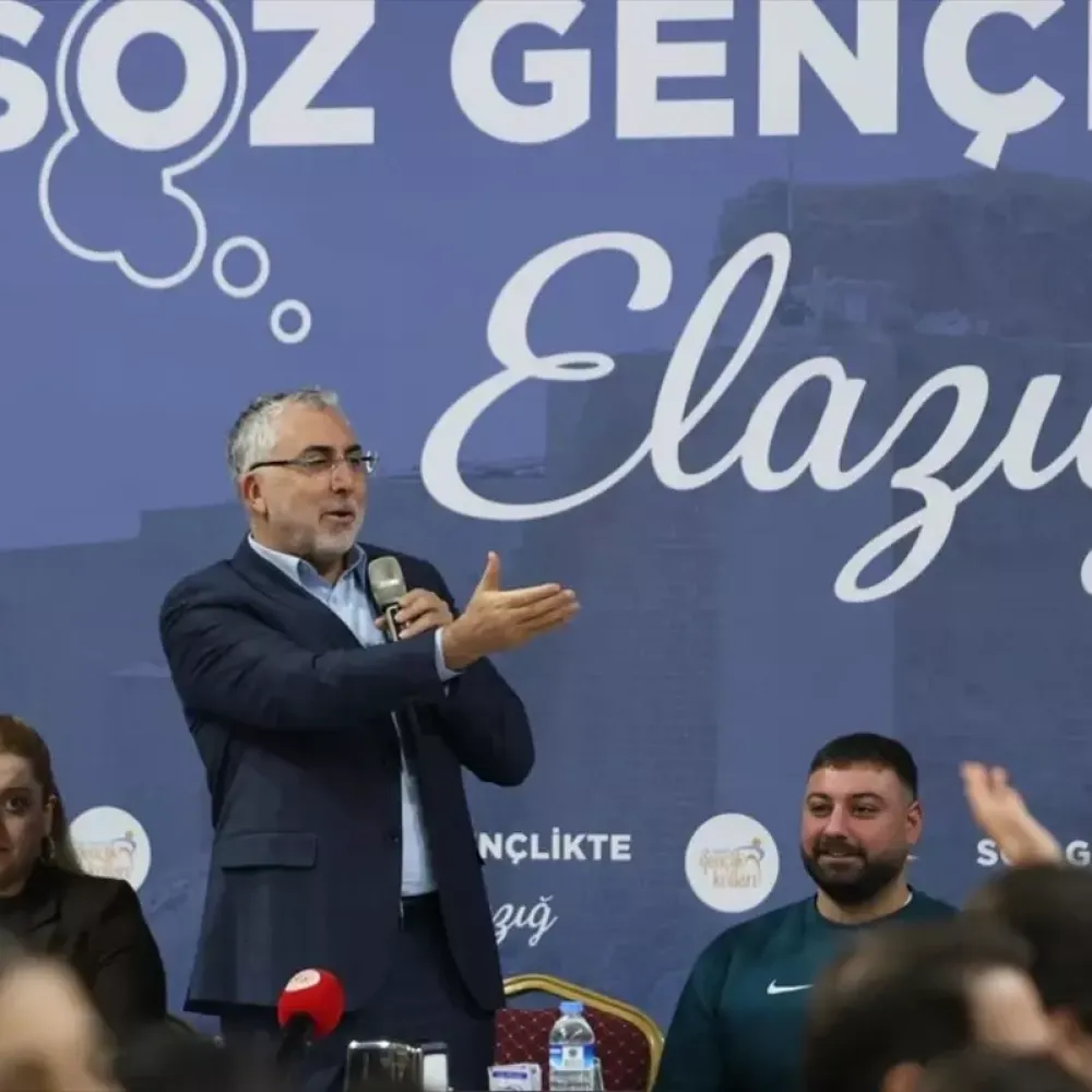 Bakan Işıkhan Elazığ'da Gençlerle Bir Araya Geldi: GÜÇ Projesi Tanıtıldı