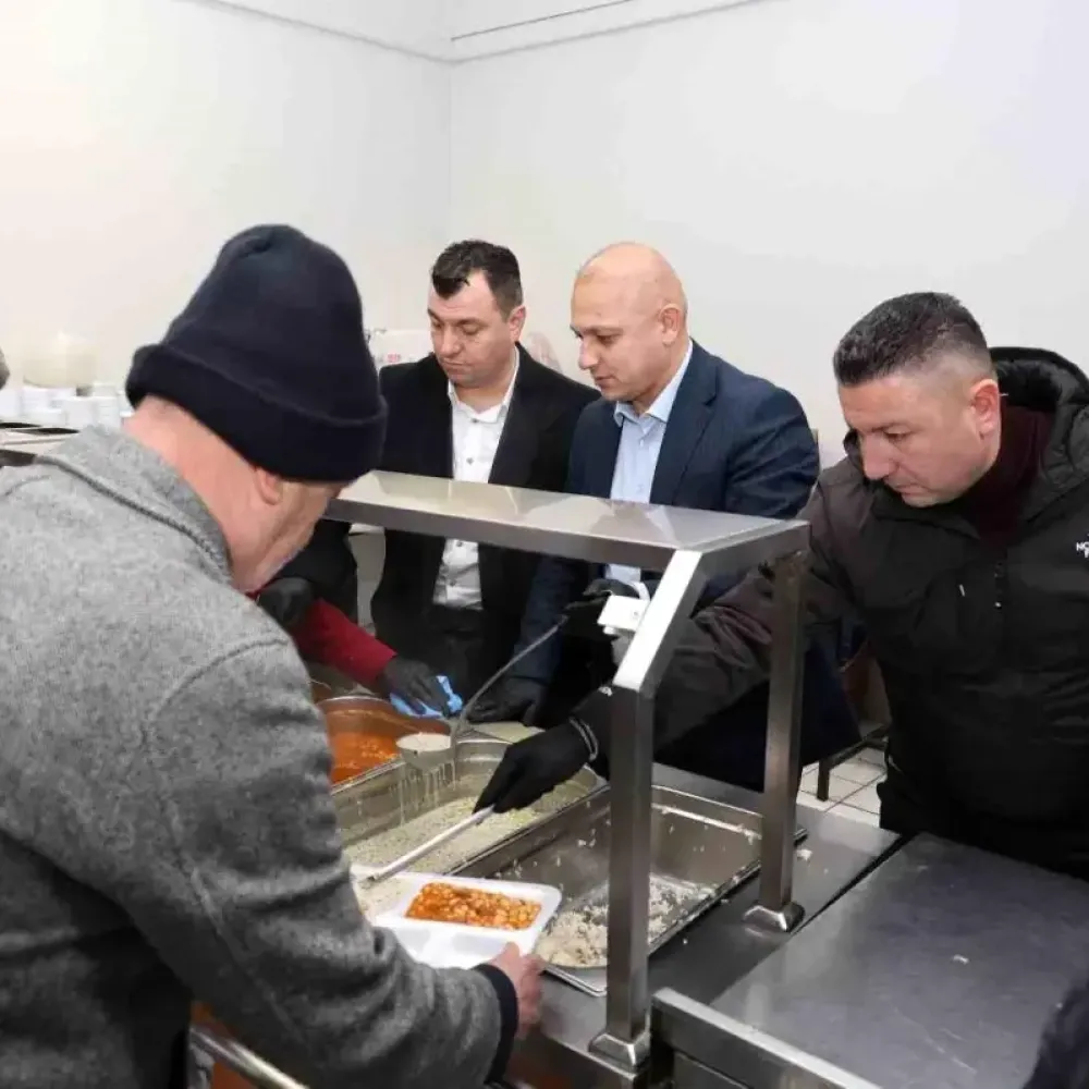 Başkan Önal, iftar sofrasında vatandaşlarla buluştu