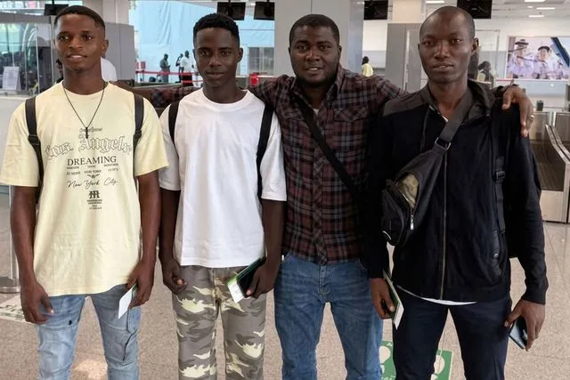 Beşiktaş'tan Afrika çıkarması: 3 yeni yetenek antrenmanlara başladı