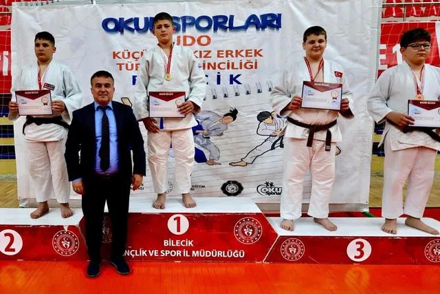 Bilecik'te Judo Rüzgarı Esti: Türkiye Birinciliği Müsabakaları Görkemli Bir Kapanışla Sona Erdi