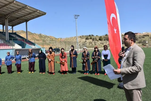Boyabat'ta Geleneksel Okçuluk Sinop İl Birinciliği müsabakaları yapıldı