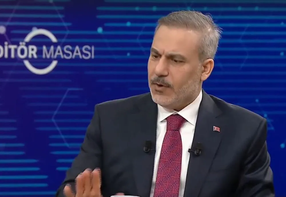 Canlı yayına damga vuran an! Bakan Fidan aniden frene bastı: Burada durayım ben