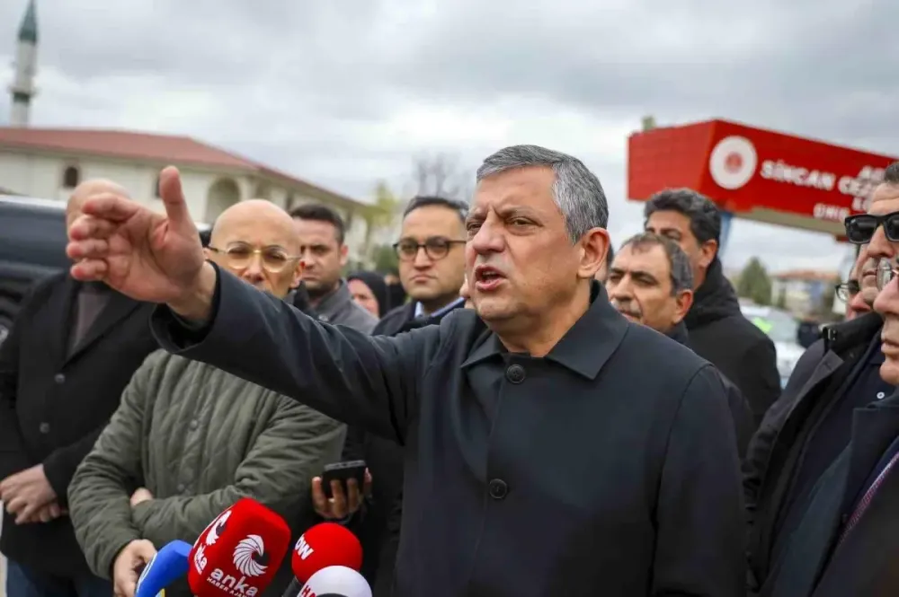 CHP Lideri Özgür Özel'den Kararlı Seçim Mesajı: "Yüzde 60'ın Altındaki Oyu Başarısızlık Sayarım"