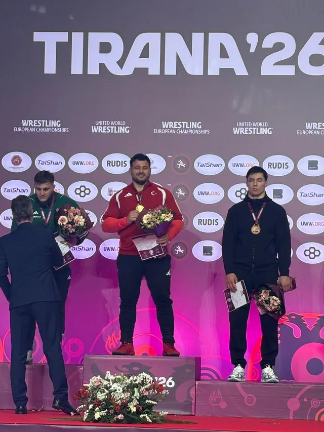 Cumhurbaşkanı Erdoğan, 13. Avrupa Şampiyonu Rıza Kayaalp