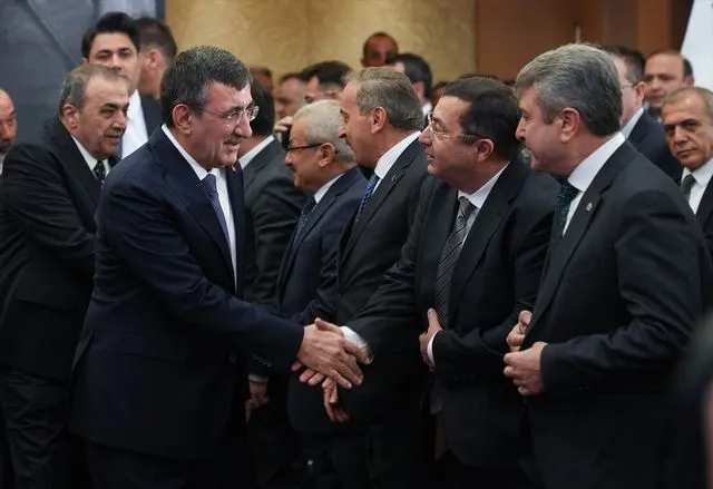 Cumhurbaşkanı Yardımcısı Yılmaz, Kamu-Sen