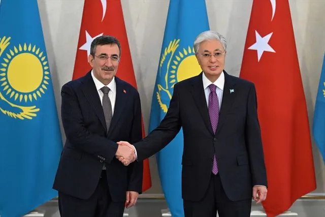 Cumhurbaşkanı Yardımcısı Yılmaz, Kazakistan Cumhurbaşkanı Tokayev tarafından kabul edildi