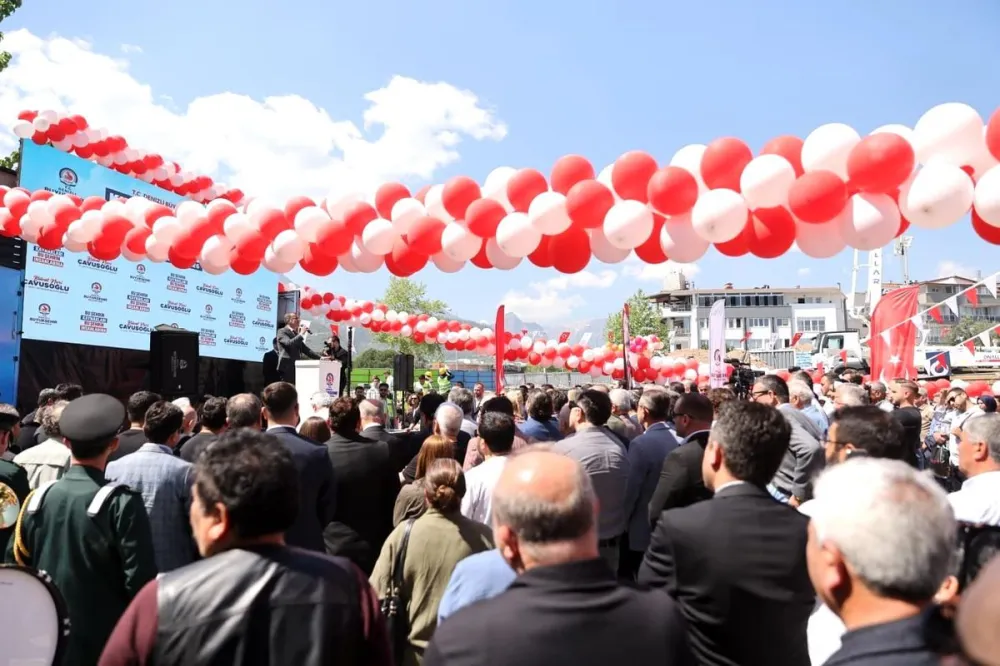 Denizli'de Sosyal Belediyecilik Devrimi: Kınıklı Sosyal Tesisi'nin Temelleri Görkemli Bir Törenle Atıldı