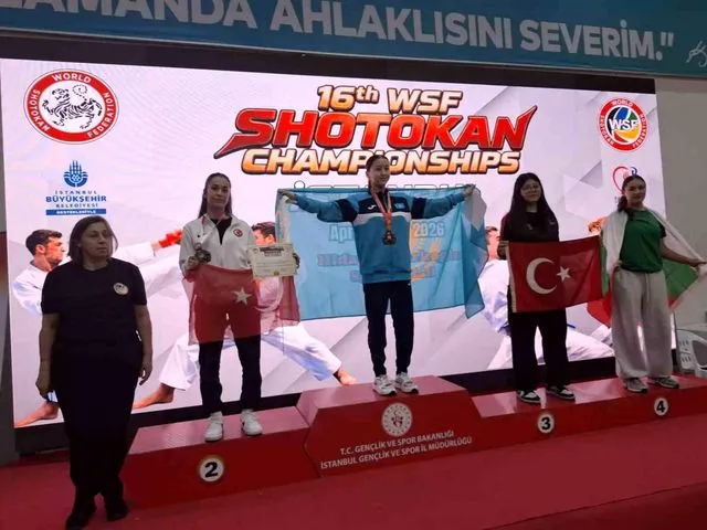 Diyarbakırlı Milli Karateci Merve Kazan Dünya İkincisi Olarak Gümüş Madalyaya Uzandı