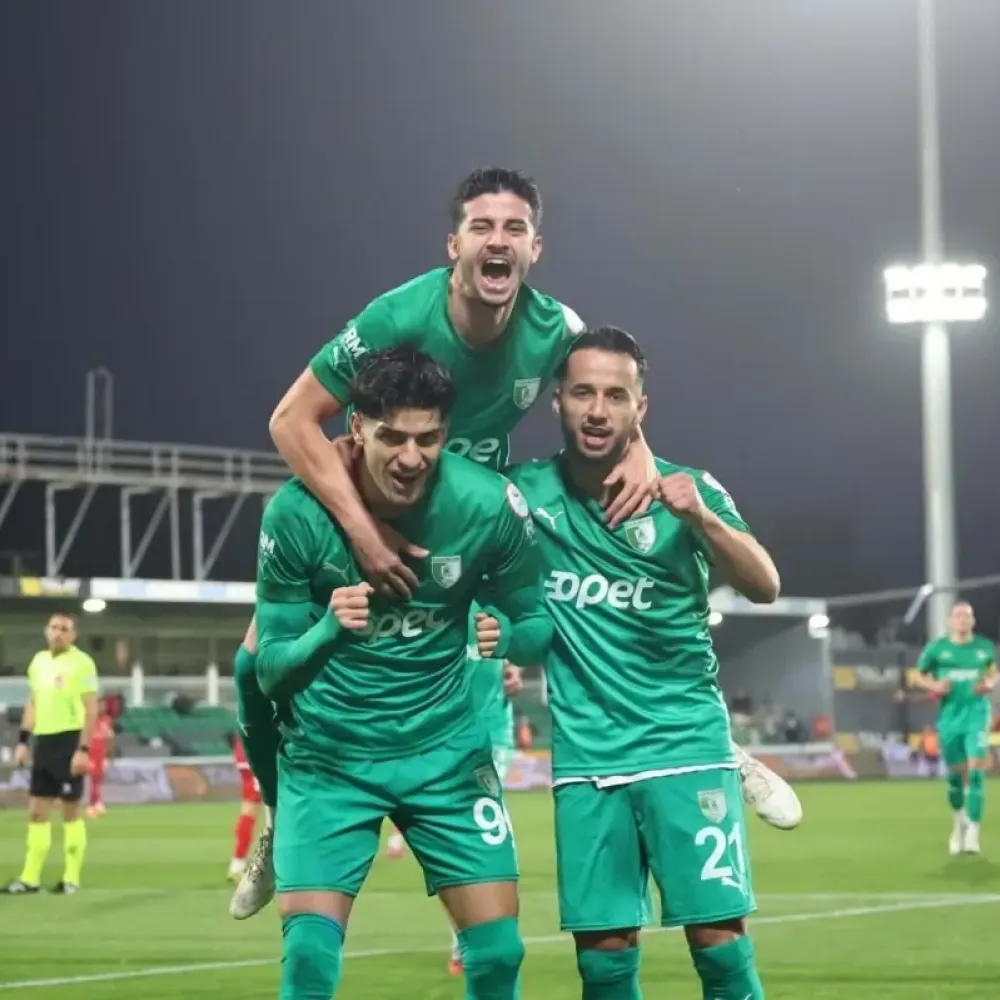 Ege Derby'sinde Sert Mücadele