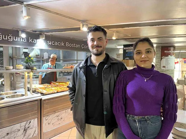 Evlilik için biriktirdikleri para ile restoran açtılar