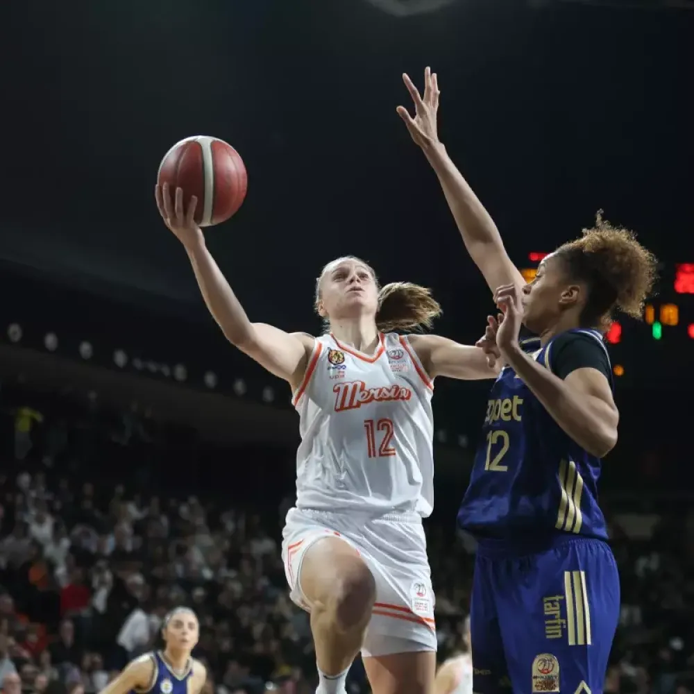 Fenerbahçe Opet, Çimsa ÇBK Mersin'i 94-70 yendi