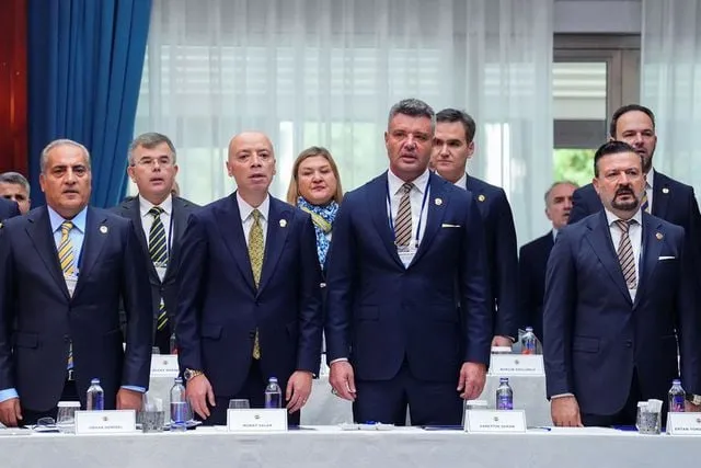 Fenerbahçe yönetimi olağanüstü toplanıyor