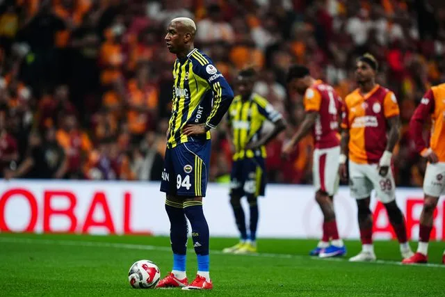 Fenerbahçe'nin Yıldızı Talisca Derbi Sessizliğini Bozdu: "Sorumluluk Tamamen Benim"