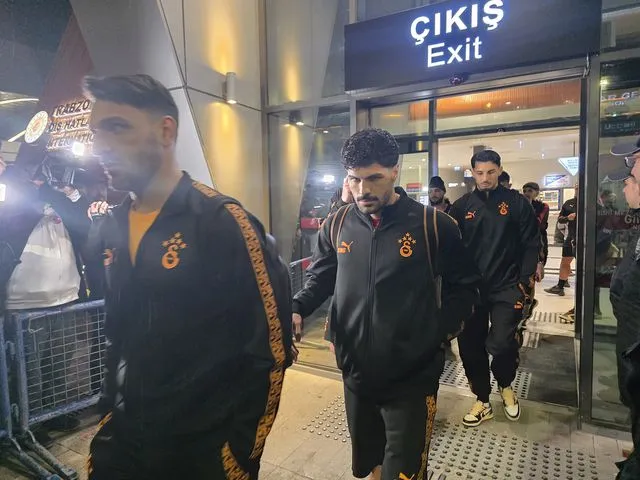 Galatasaray Trabzon deplasmanına gitti