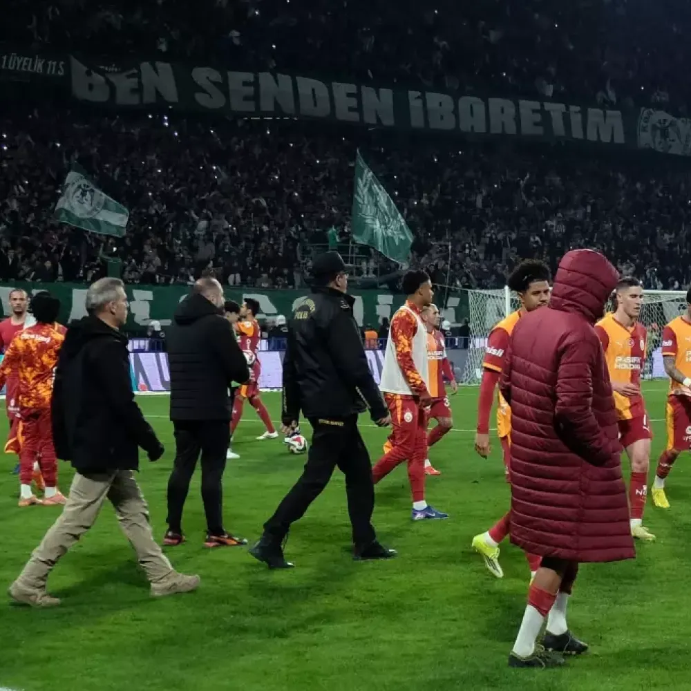 Galatasaray'ın namağlup serisi Konya'da son buldu: Zirve yarışında kritik kayıp