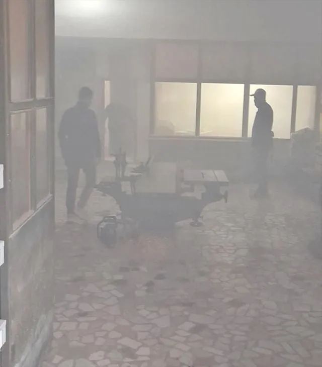 Gelibolu'da marangozhanede çıkan yangın söndürüldü