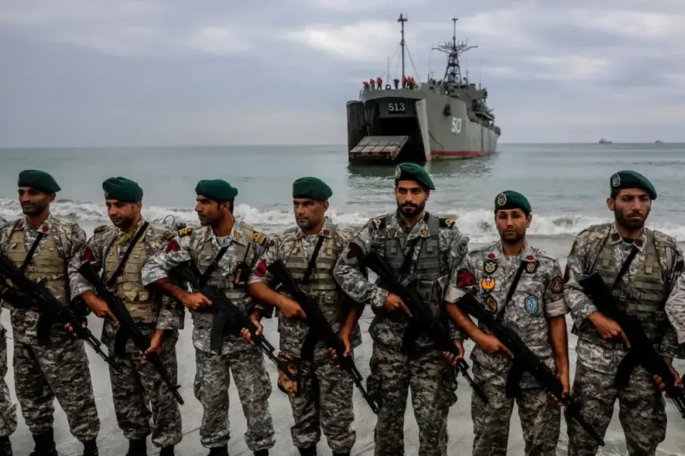 Hürmüz Boğazı'nda Yeni Dönem: Tahran'dan Küresel Dengeleri Sarsacak Stratejik Hamle