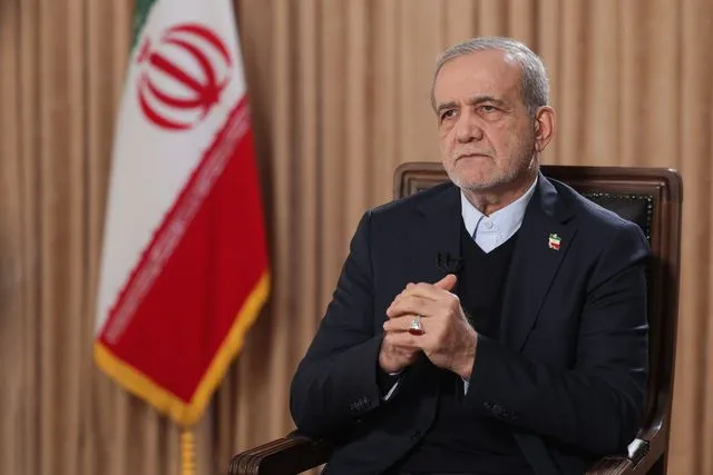 İran Cumhurbaşkanı Pezeşkiyan: Tehdit ve abluka gerçek müzakerelerin önündeki engeldir