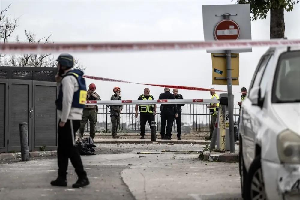 İsrail'de Füze Parçasının Düşmesi Sonrası Gerginlik Arttı