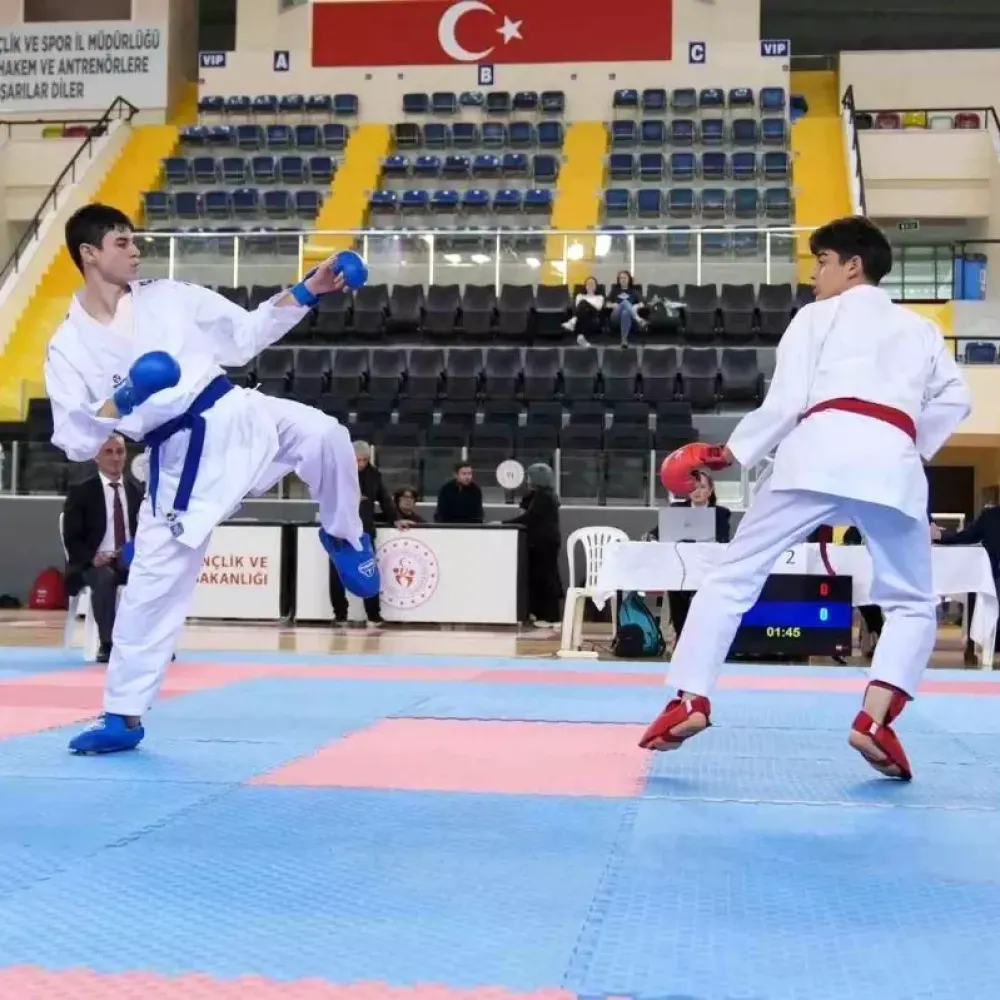 Karate Gençler grup birinciliği Balıkesir