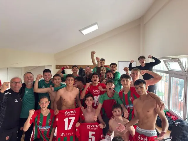 Karşıyaka U16 Takımı Gençlerbirliği
