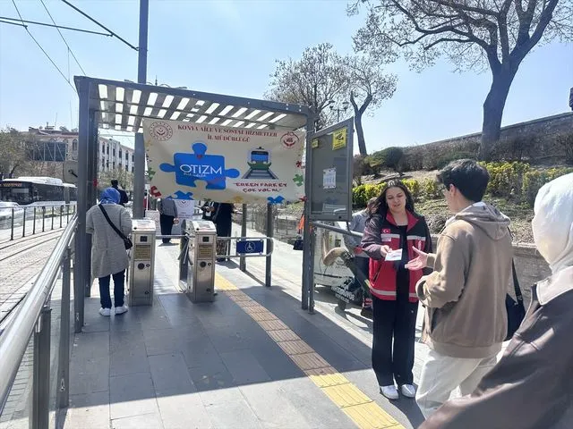 Konya'da otizm farkındalık etkinliği