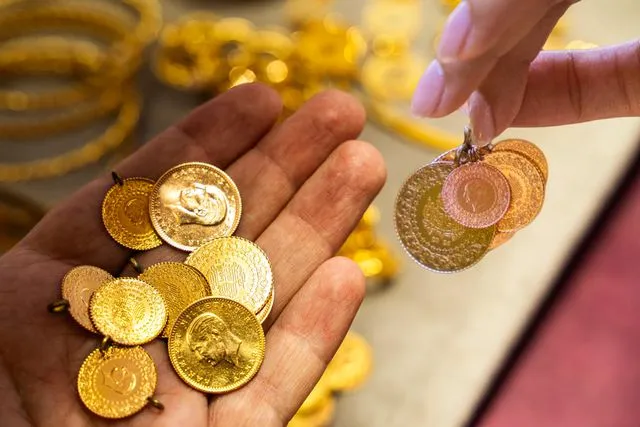 Küresel Gerilim Altın Fiyatlarını Etkiledi