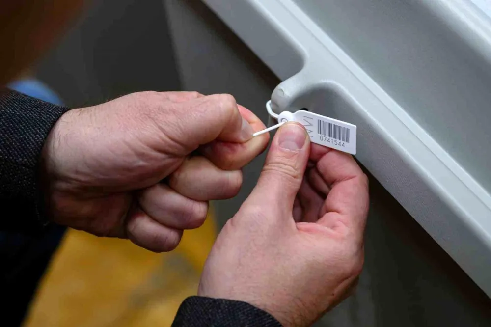 Macaristan'da Tarihi Sınav: Viktor Orban'ın 14 Yıllık İktidarı Büyük Bir Meydan Okumayla Karşı Karşıya