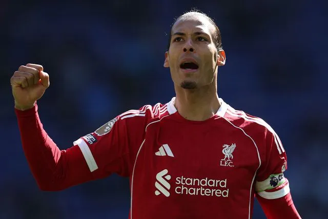 Merseyside derbisinde son sözü 90+10