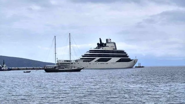 Milyon dolarlık lüks gemi Bodrum limanına uğradı