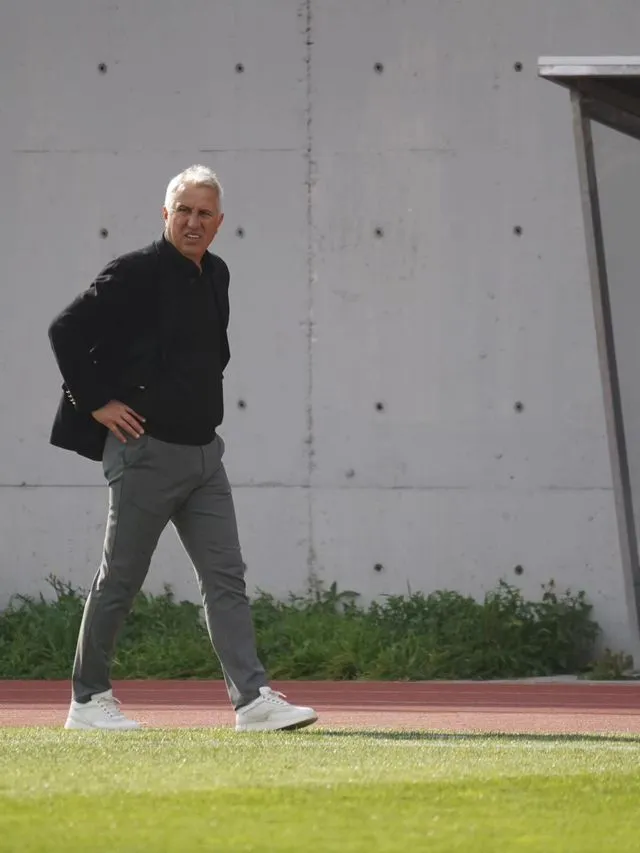 Muğlaspor'da şampiyonluk zora girdi, Besim Durmuş gitti