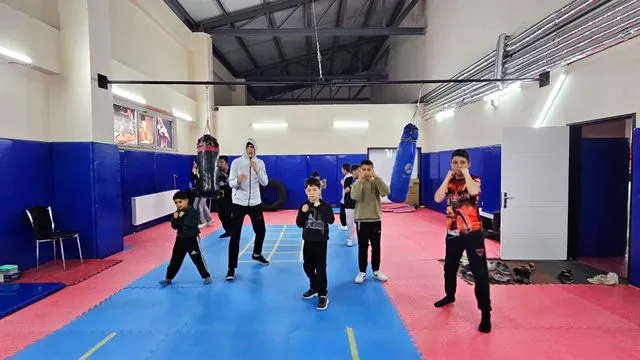 Muş'ta gençlerden boksa yoğun ilgi